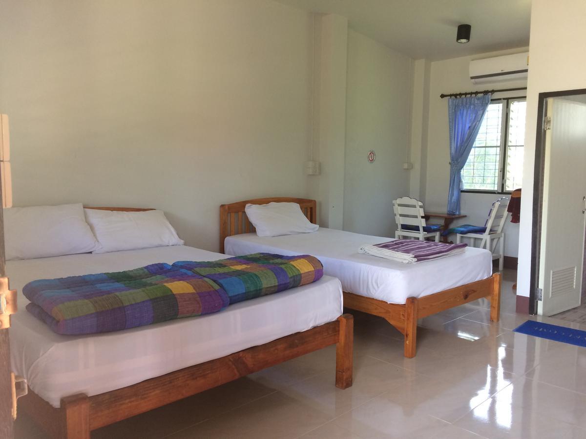 Golden Palm Resort Чиангмай Экстерьер фото